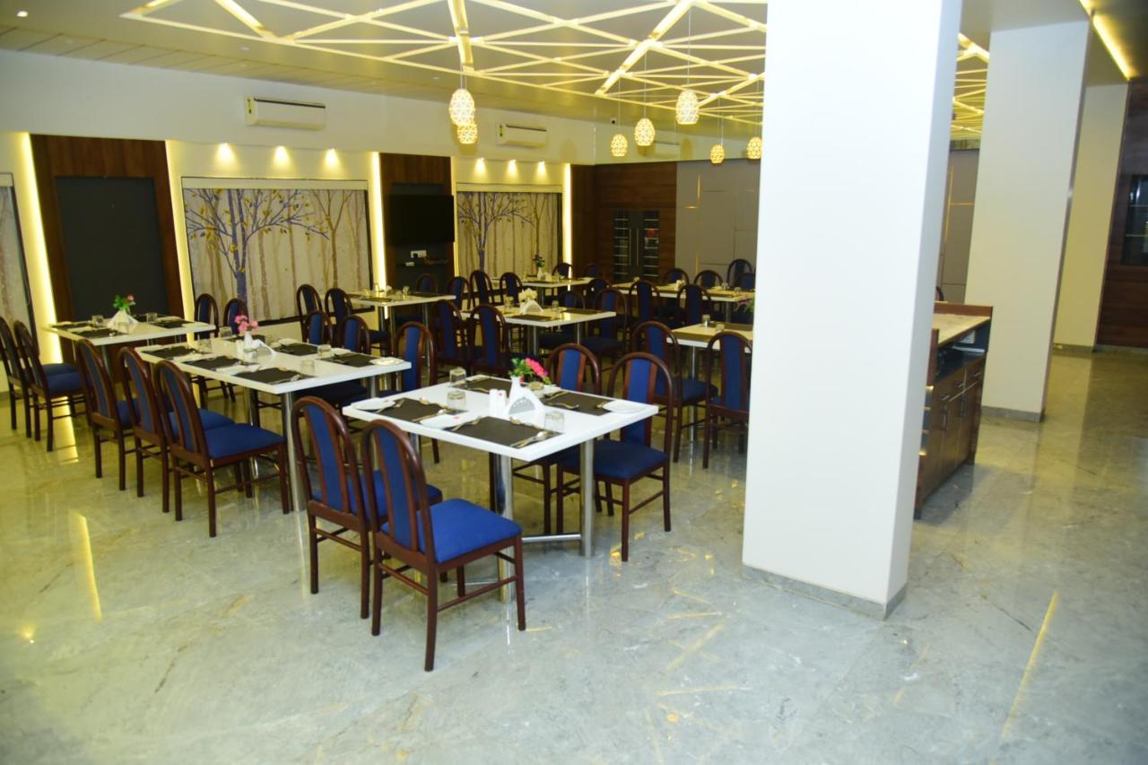 Lion Lords Inn Rājula Dış mekan fotoğraf