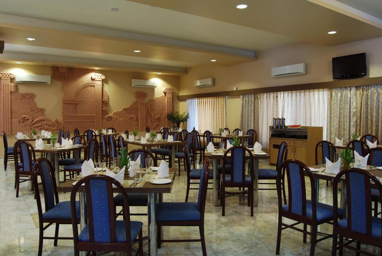 Lion Lords Inn Rājula Dış mekan fotoğraf